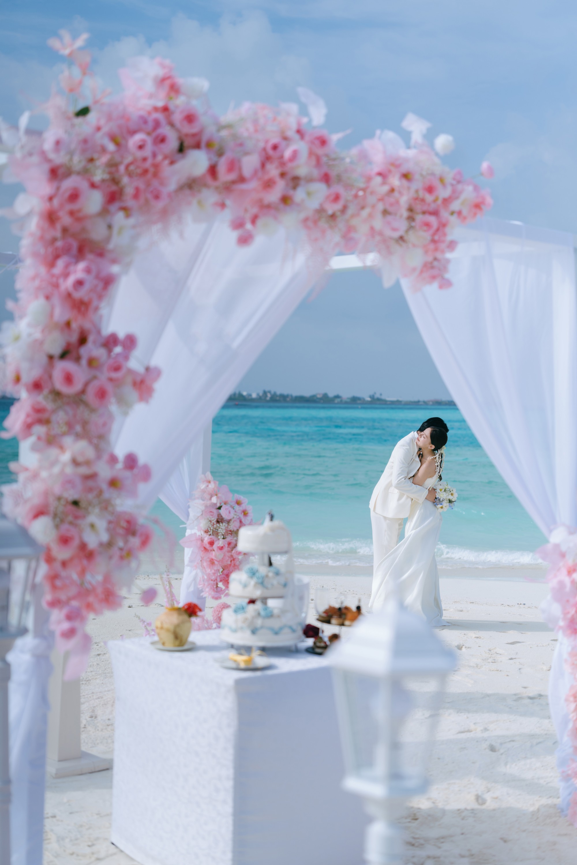 Velavaru_Maldives Beach Wedding-5.jpg